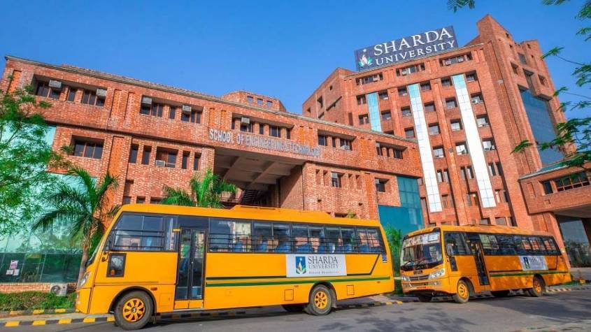 शारदा यूनिवर्सिटी की सेमिनार में बोले जस्टिस दीपक मिश्रा- लोकतंत्र की रक्षा में न्याय पालिका ने कई मौकों पर अपनी भूमिका निभाई