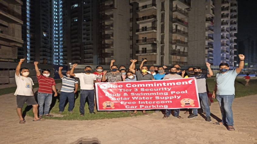 ग्रेटर नोएडा वेस्ट : बिल्डर पर कार्रवाई ना होने से अजनारा ली गार्डन के लोगों में रोष