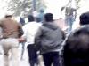 नोएडा: 20 पुलिसकर्मियों के सामने से भागा चोर, अभी तक नहीं चला कोई पता
