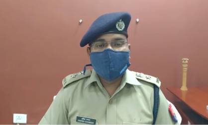BREAKING: पंचशील ग्रीन मामला: पिस्टल जब्त की गई, दो सिक्योरिटी इंचार्ज हिरासत में लिए गए