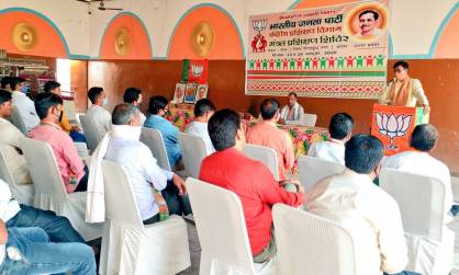 धीरेन्द्र सिंह बोले- उत्तर प्रदेश सरकार की विकास नीति और अच्छी कानून-व्यवस्था का सबसे बड़ा लाभ गौतमबुद्ध नगर को मिला