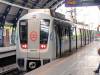 दिल्ली मेट्रो में पिस्तौल लेकर घुसी महिला और उसका रिश्तेदार गिरफ्तार