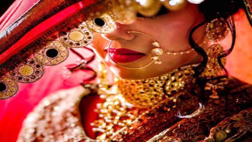 कोरोना वायरस से संक्रमित दुल्हन पर महामारी एक्ट के तहत एफआईआर, देश का पहला मुकदमा