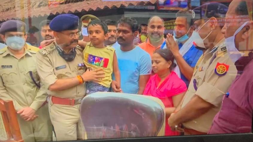 BREAKING: गोंडा से बच्चे का अपहरण कर 4 करोड़ की फिरौती मांगने वाले बदमाशों से मुठभेड़, महिला भी गिरफ्तार