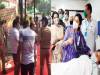 गाजियाबाद पेरेंट्स एसोसिएशन के अभिभावकों को पुलिस ने धरना स्थल से जबरन हटाया, समझाने गए सीओ सिटी कोरोना पॉजीटिव
