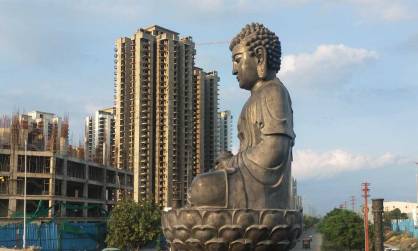 ग्रेटर नोएडा वेस्ट की 27 हाउसिंग सोसाइटी में कोरोना मरीज, जिले में कंटेनमेंट जोन की संख्या घटी लेकिन यहां बढ़ी, पूरी लिस्ट देखिए