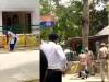 गाजियाबाद: एसएसपी ऑफिस के बाहर महिला ने आत्मदाह की कोशिश, VIDEO