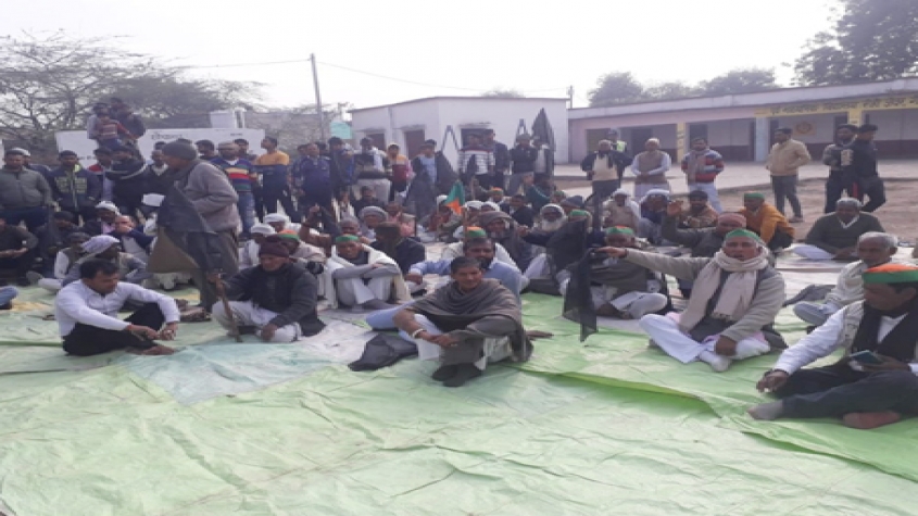 कौन हैं जेवर एयरपोर्ट के भूमि अधिग्रहण को विवाद में डालने वाले लोग, सरकार की साख खराब करने की कोशिश
