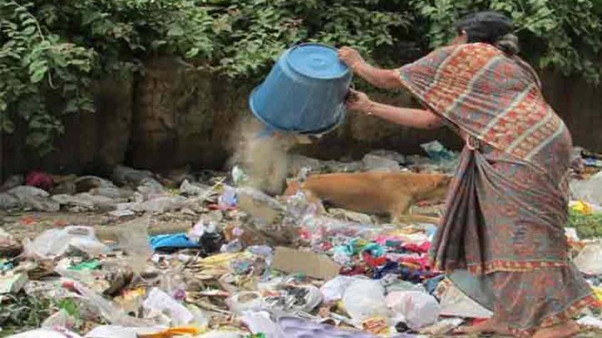 ग्रेटर नोएडा: शहर में कूड़ा फेंकने वालों का फोटो खींचकर भेजिए और इनाम पाइये