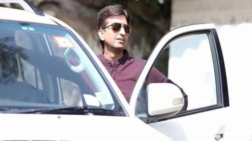 कुमार विश्वास के घर के बाहर से चोरी कार 8 महीने बाद मिली, पकड़े गए बदमाश अब तक 200 कार चोरी कर चुके