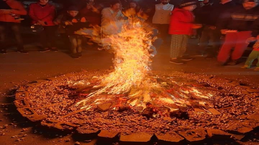 ट्राई सिटी में लोहड़ी और मकर संक्रांति की धूम, सज-धजकर समृद्धि की कामना की गई