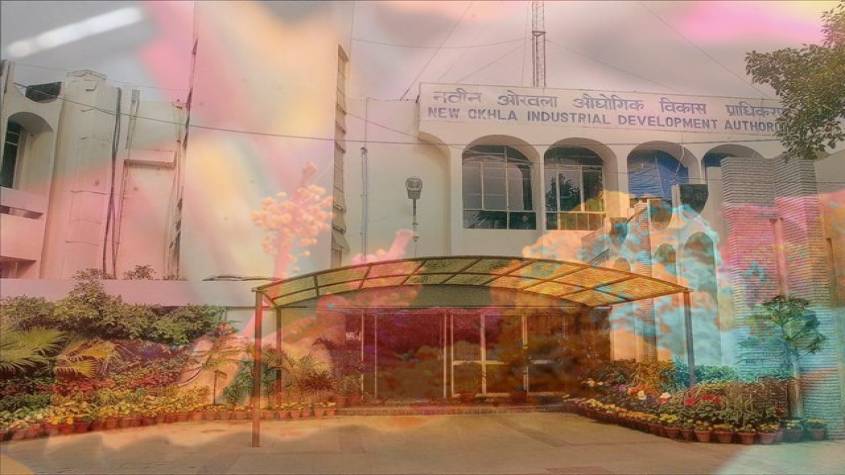 कोरोना के कारण नोएडा प्राधिकरण ने नहीं मनाया होली मिलन समारोह