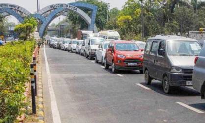 नोएडा-गाजियाबाद वाले नहीं जा पाएंगे दिल्ली, एनसीआर में सिंगल पास के लिए भी यूपी सरकार ने मना किया