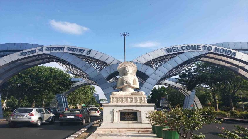 नोएडा में लॉकडाउन के दौरान हो गया बड़ा घोटाला, एंटी करप्शन की टीम के छापे