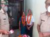 ग्रेटर नोएडा वेस्ट से ट्वीट हुआ और मुरादाबाद पुलिस बुजुर्ग दम्पति की 50वीं मैरिज एनिवर्सरी मनाने पहुंच गई