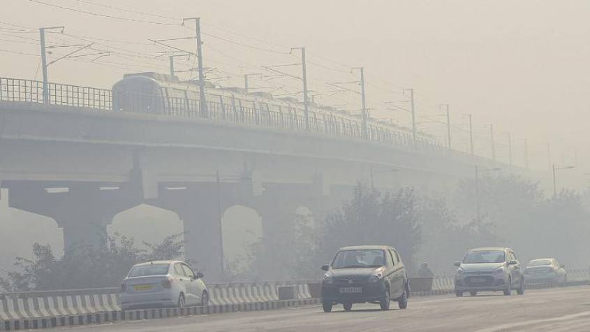 एनसीआर में गाजियाबाद आज सबसे अधिक प्रदूषित शहर, नोएडा और ग्रेटर नोएडा समेत बाकी शहरों का भी हाल जानिए
