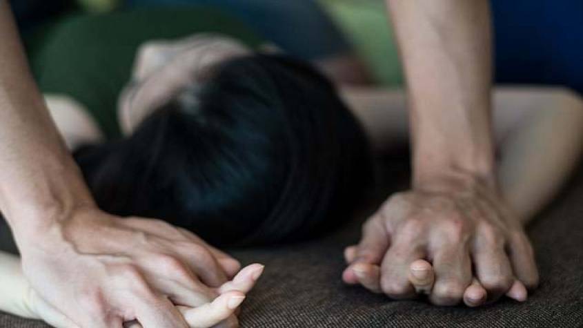 ग्रेटर नोएडा में नाबालिग से दुष्कर्म, शिकायत करने पर पीड़िता के पिता को पीटा