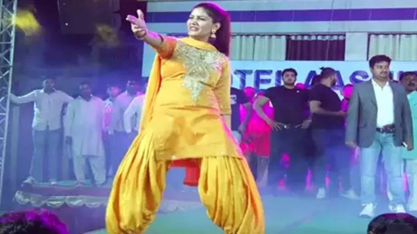 ग्रेटर नोएडा में सपना चौधरी को लेकर युवकों में संघर्ष