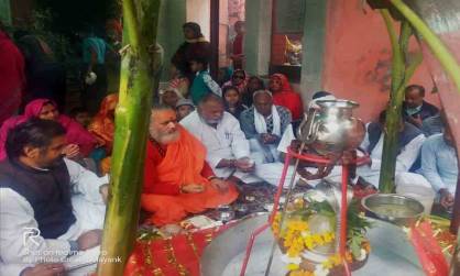 महाशिवरात्रि पर हर हर महादेव के जयकारों से गूंजे शिवालय