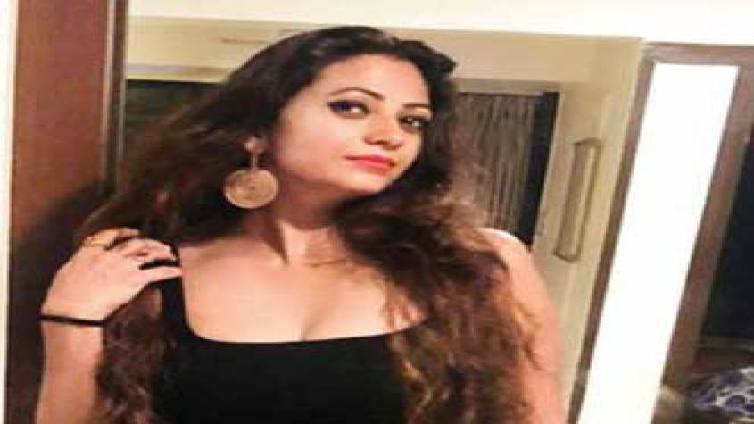 इस दिग्गज अभिनेता की पत्नी ने अपने ससुरालजनों पर लगाए आपत्तिजनक आरोप, उत्तर प्रदेश में मुकदमा दर्ज