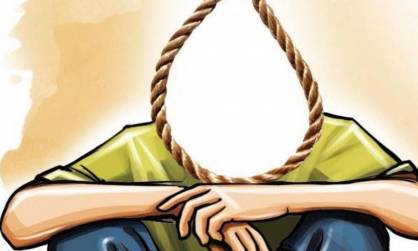 नोएडा : छात्र ने घर में पंखे से लटककर आत्महत्या की, एक्सप्रेस-वे के किनारे पेड़ से लटकी मिली युवक की लाश