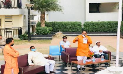 Greater Noida West : विधायक तेजपाल नागर ने सुनी समस्याएं, फिर उठा मल्टीपॉइंट बिजली कनेक्शन का मुद्दा