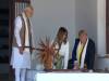 अहमदाबाद की मेहमाननवाजी देखकर खुश हुए अमेरिकी, ट्रम्प ने चलाया बापू का चरखा