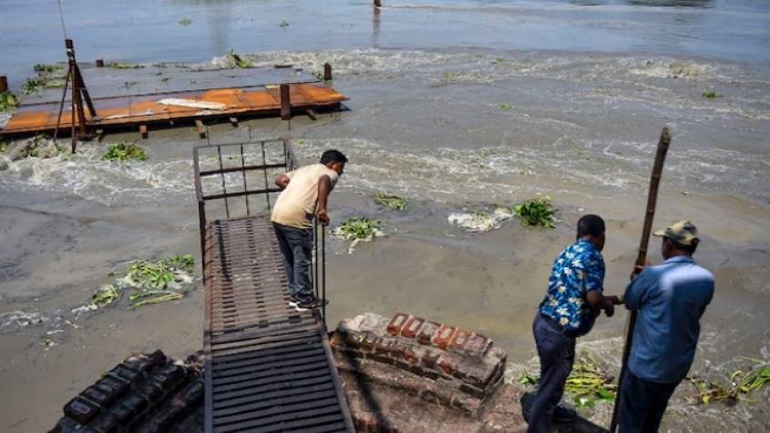 यूपी में नदियां उफान पर, राम मंदिर शिलान्यास के बीच अयोध्या में बाढ़ का खतरा, लाखों क्यूसेक पानी नदियों में छोड़ा गया
